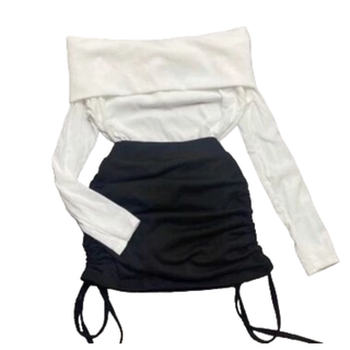 Áo trễ vai tay dài thun gân Choice FA1-0400-05 tôn dáng 2 màu Đen / Trắng - freesize <55kg