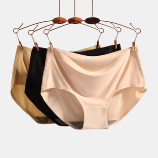 Quần lót nữ su đúc trơn Choice FA1-0581-53 không đường may cao cấp siêu mát có size