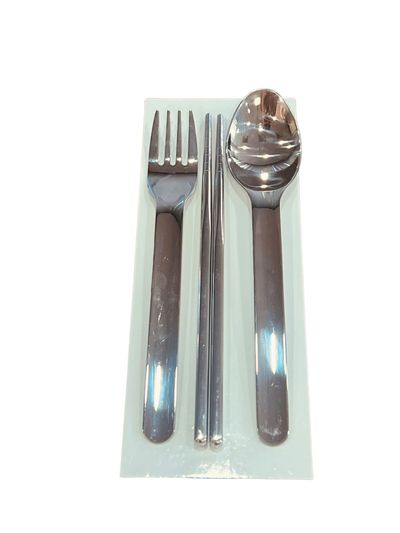 [MKB - Quà tặng không bán] Bộ dụng cụ ăn uống