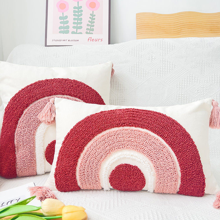 Vỏ gối trang trí lông xù màu hồng chuyển sắc cầu vồng có tua rua phong cách Boho dễ thương 30x45/45x