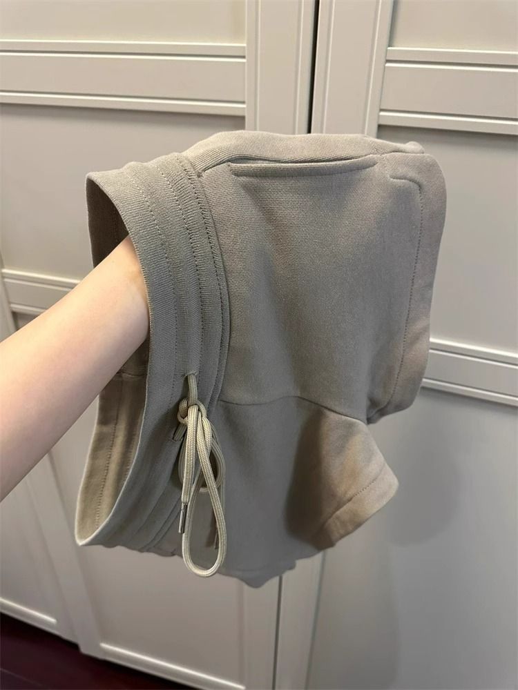 Quần short thể thao nữ yến mạch mùa hè nhẹ nhàng, thiết kế tối giản, dây rút, ống rộng phong cách streetwear