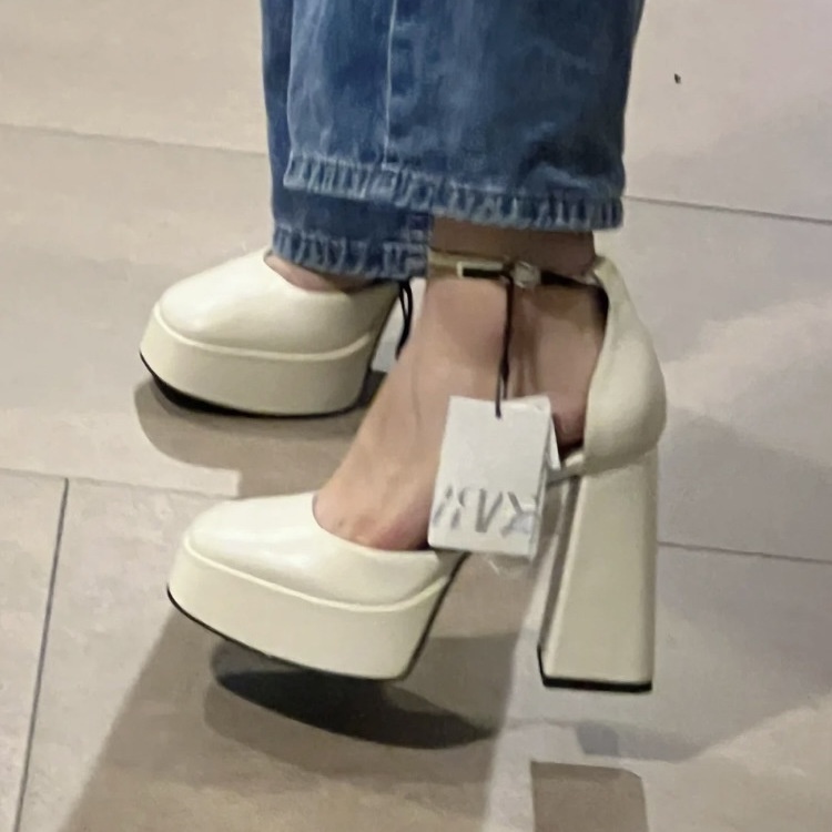 Giày Cao Gót Mũi Vuông Phong Cách Retro Pháp