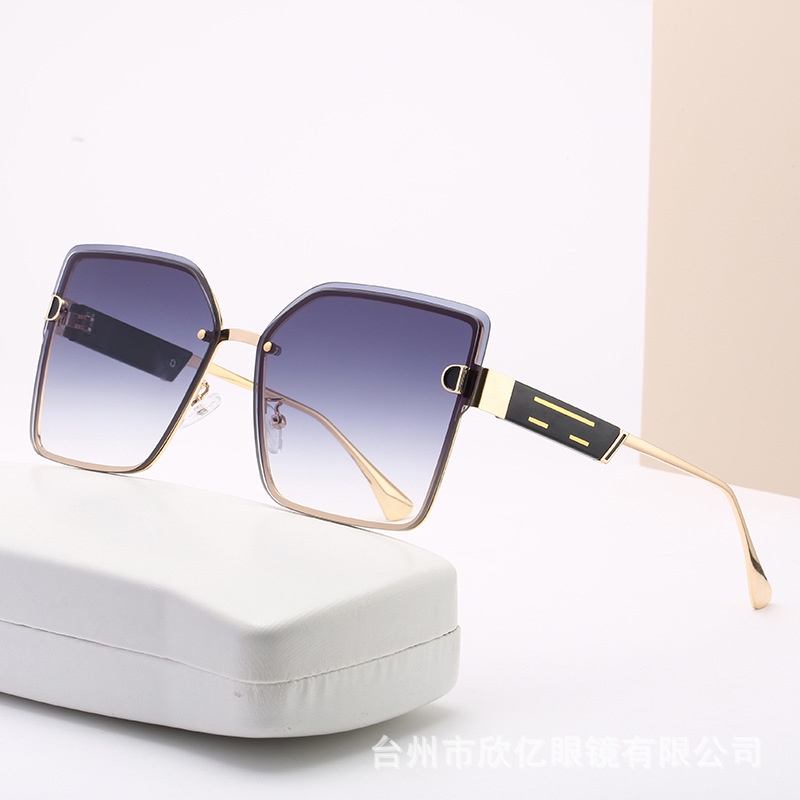 Kính Mát Gọng Vuông Lớn Chống Tia UV In Chữ D Phong Cách Âu Mỹ Thời Trang Cho Nữ