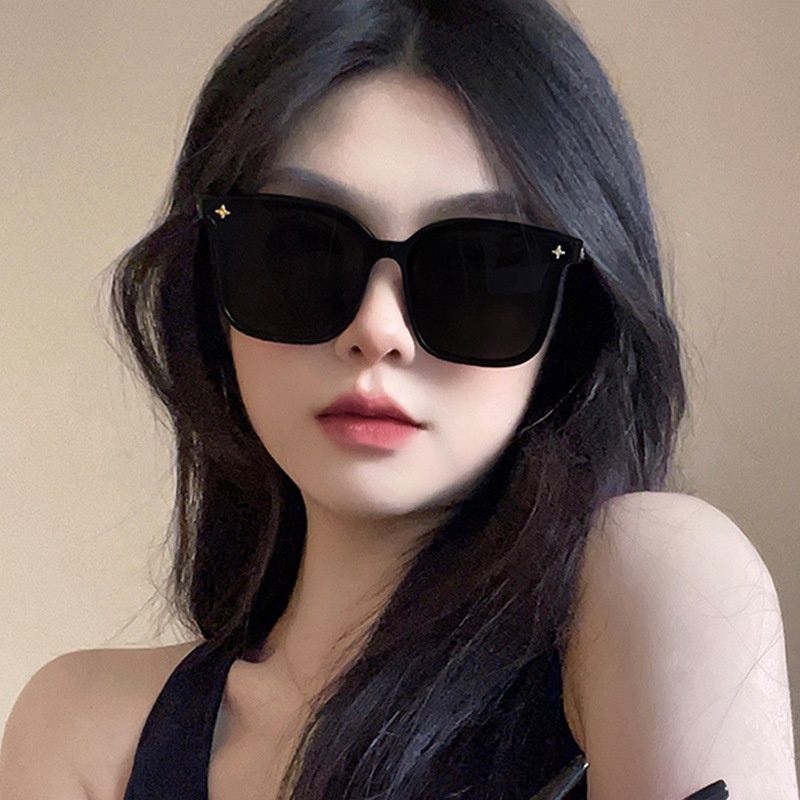 Kính Mát Gọng Lớn Phối Dây Xích Phong Cách Hàn Quốc Thời Trang Cao Cấp