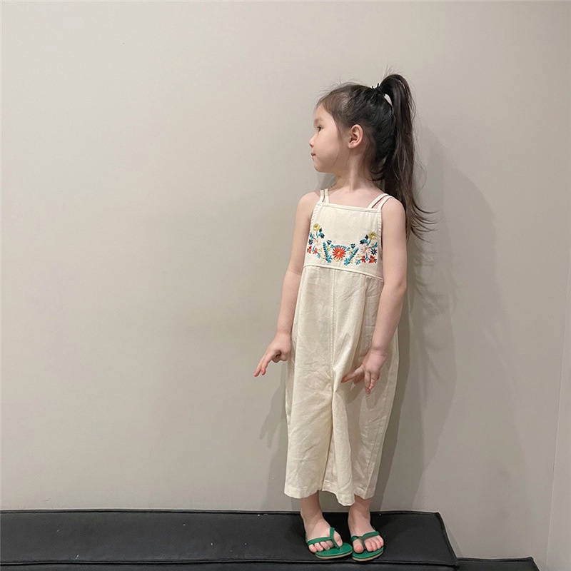 Jumpsuit thêu hoa màu vintage cho bé gái