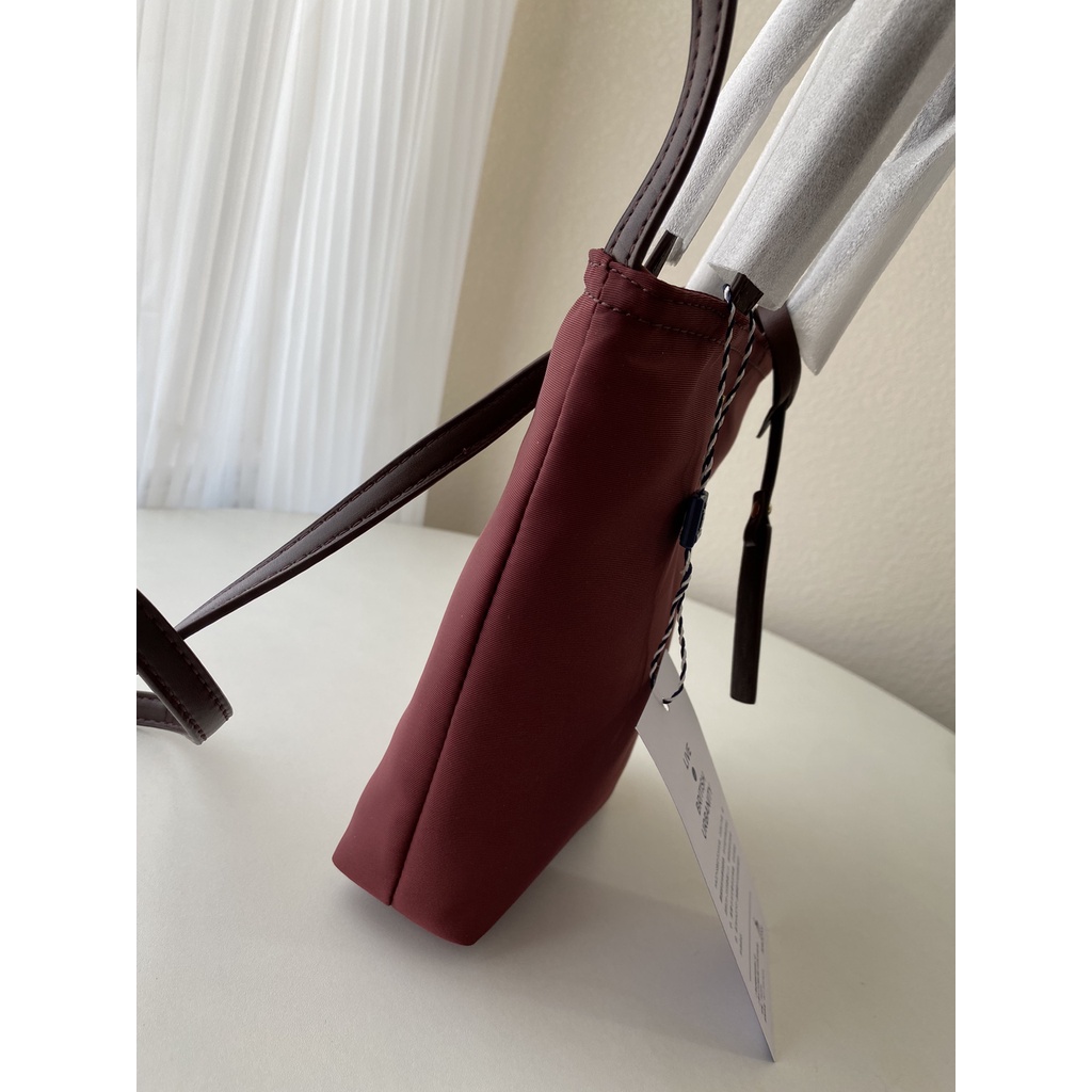 Túi Đeo Chéo Mini Bằng Nylon In Logo Chú Chó Con Dễ Thương Gồm 2 Màu Tùy Chọn