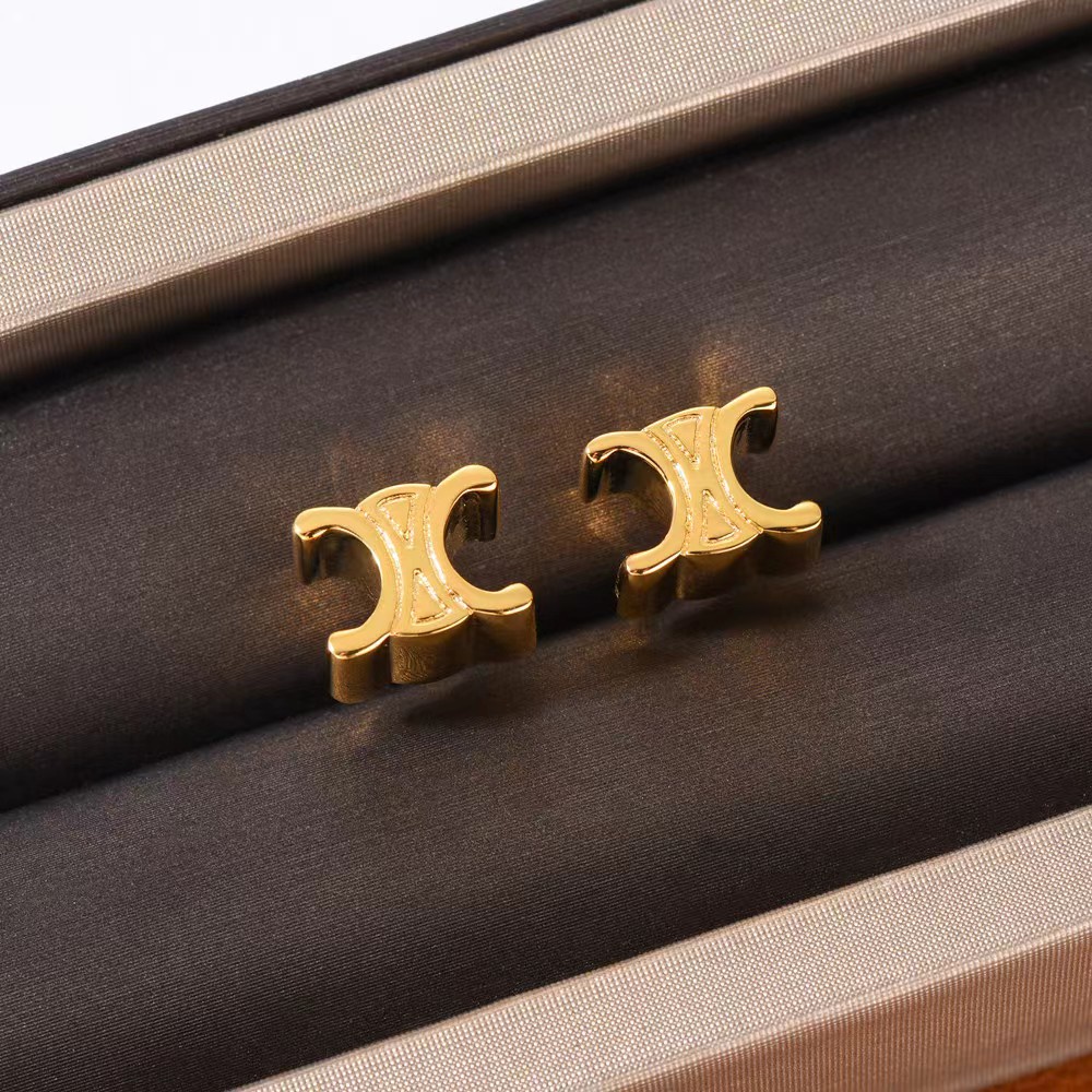 2023 Khuyên Tai CE Mới