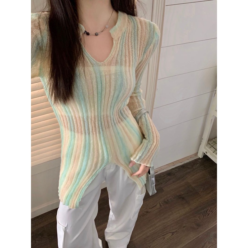 Áo Sweater Tay Dài Xẻ Tà Họa Tiết Kẻ Sọc Nhiều Màu Sắc Thời Trang Cho Nữ