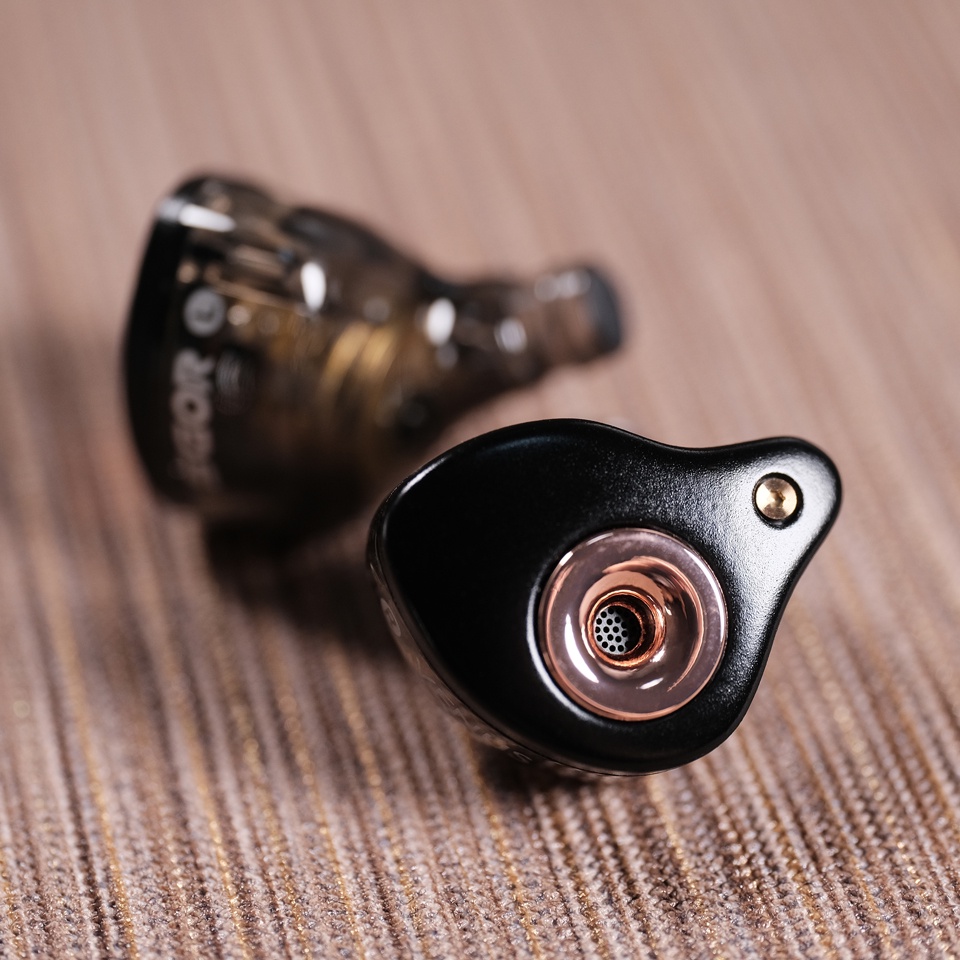 SGOR VENUS Dual Magnetic Dynamic Driver In Ear Earphone Monitor IEM with Semi-open Cavity, Detachable 0.78mm 2Pin OFC Cable