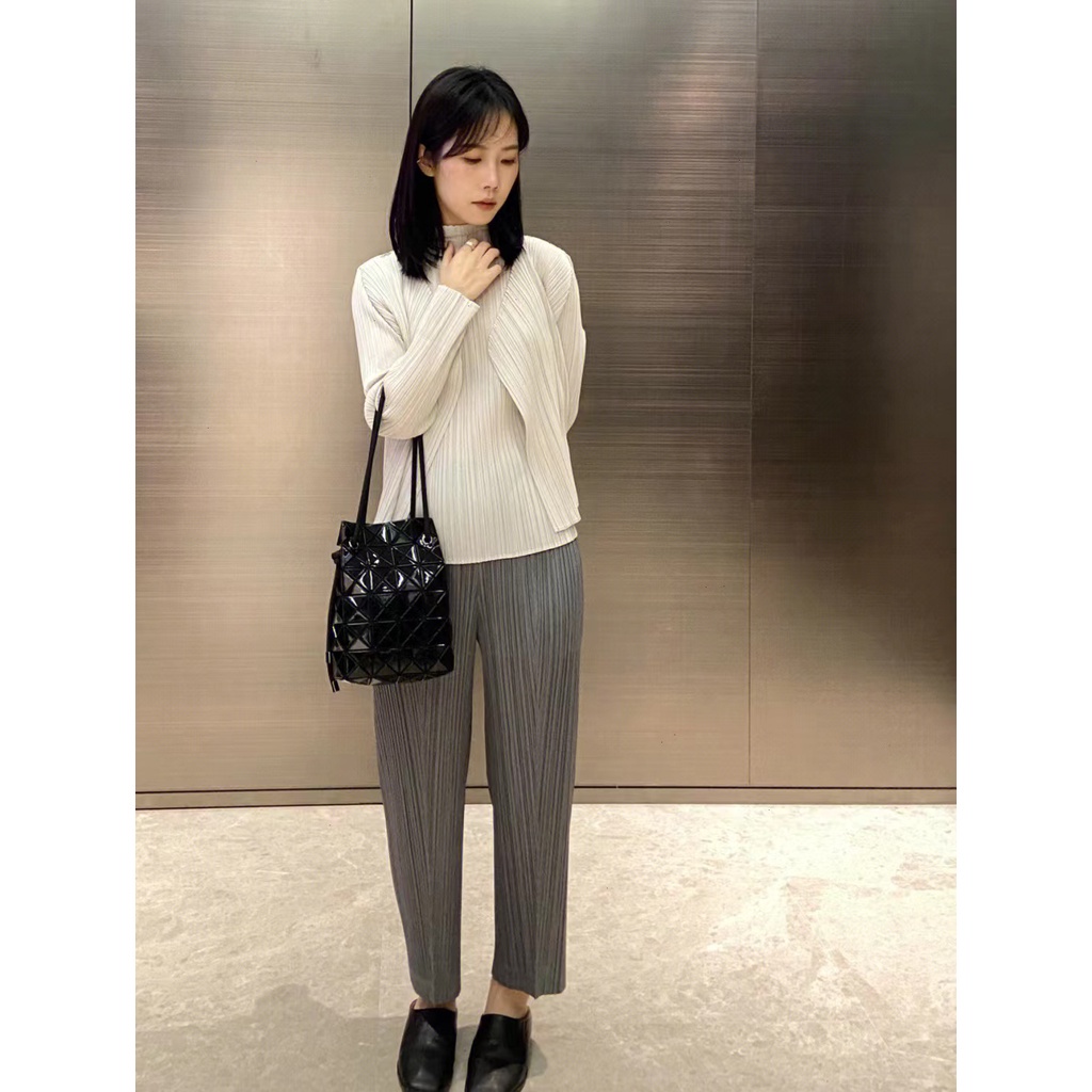 🎉PROMO🎉🍒💯 Issey Miyake Baobao Túi Đeo Chéo Baobao IsSEY Miyake Wring Hàng Mới 100% Túi Đeo Hông Thời Trang Dành Cho Nữ