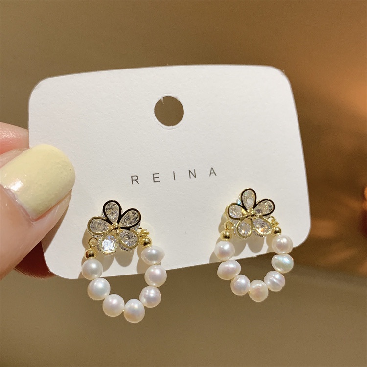 Bông Tai Mạ Bạc 925 Hình Hoa Đính Ngọc Trai Tự Nhiên