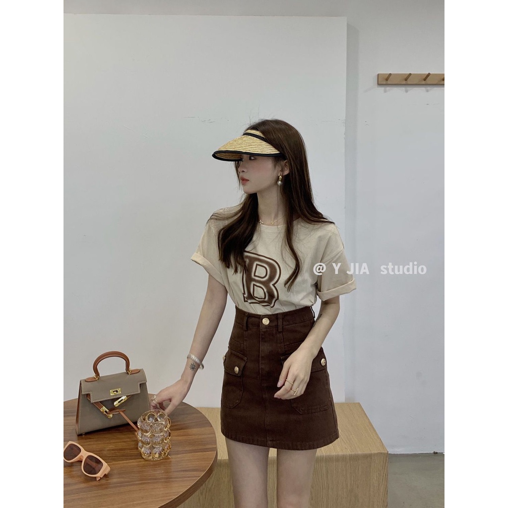 Bộ Áo Thun Tay Ngắn Dáng Rộng In Chữ + Chân Váy Ngắn Lưng Cao Thời Trang Mùa Hè 2023 Mới Chất Lượng Cao Cho Nữ