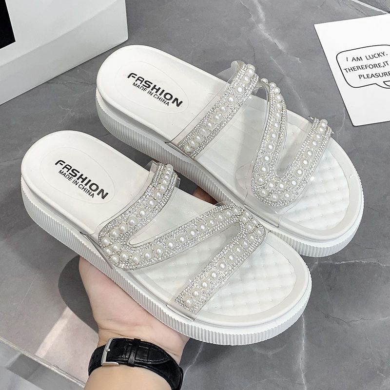 [Hàng Có Sẵn Giao Hàng Nhanh] Dép Sandal Đế Mềm Chống Trượt Đính Kim Cương Giả Thời Trang Mùa Hè Dễ Phối Đồ Dành Cho Bạn Nữ