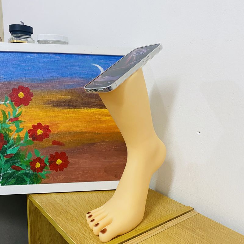 Ốp Điện Thoại Hình Bàn Chân To Dễ Thương Cho iPhone14promax 13 12 / 11p