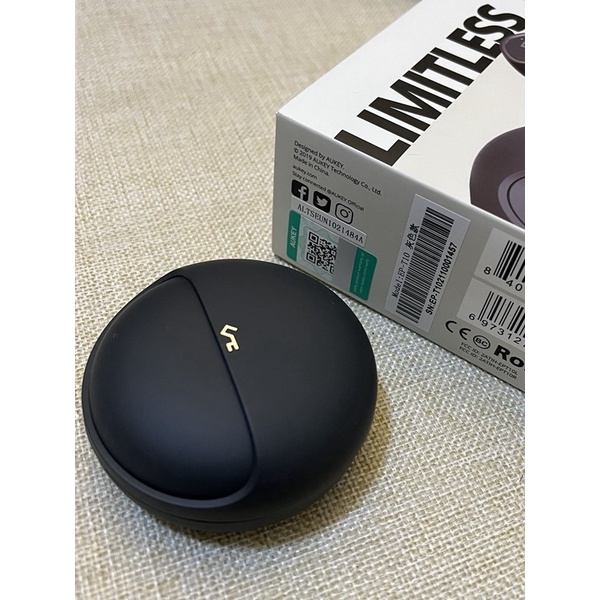 Aukey Tai Nghe Nhét Tai t10 tws bluetooth 5.0 Âm Thanh hifi Chất Lượng Cao