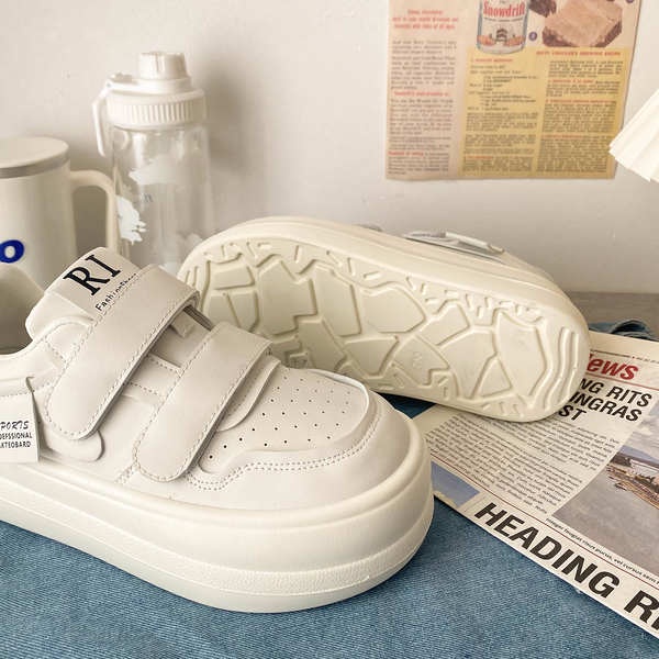 Giày đế bằng bánh mì tăng chiều cao đầu to đế dày Velcro giày sneaker nữ