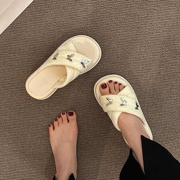 Dép sandal đế dày bướm thời trang bánh mì chéo đế dày dép