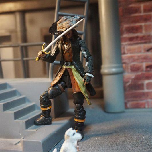 Mô Hình Nhân Vật Cướp Biển Caribbean 3.75 inch Chân Thật