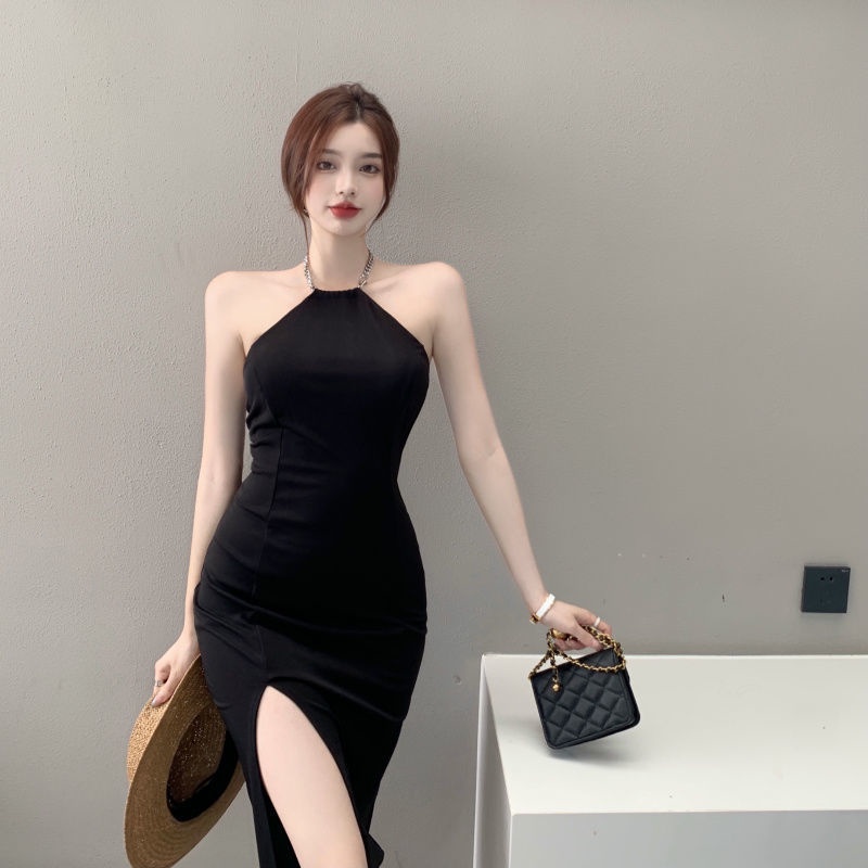 Đầm Đen Hở Lưng Phối Dây Xích Thời Trang Mùa Hè Quyến Rũ Cho Nữ