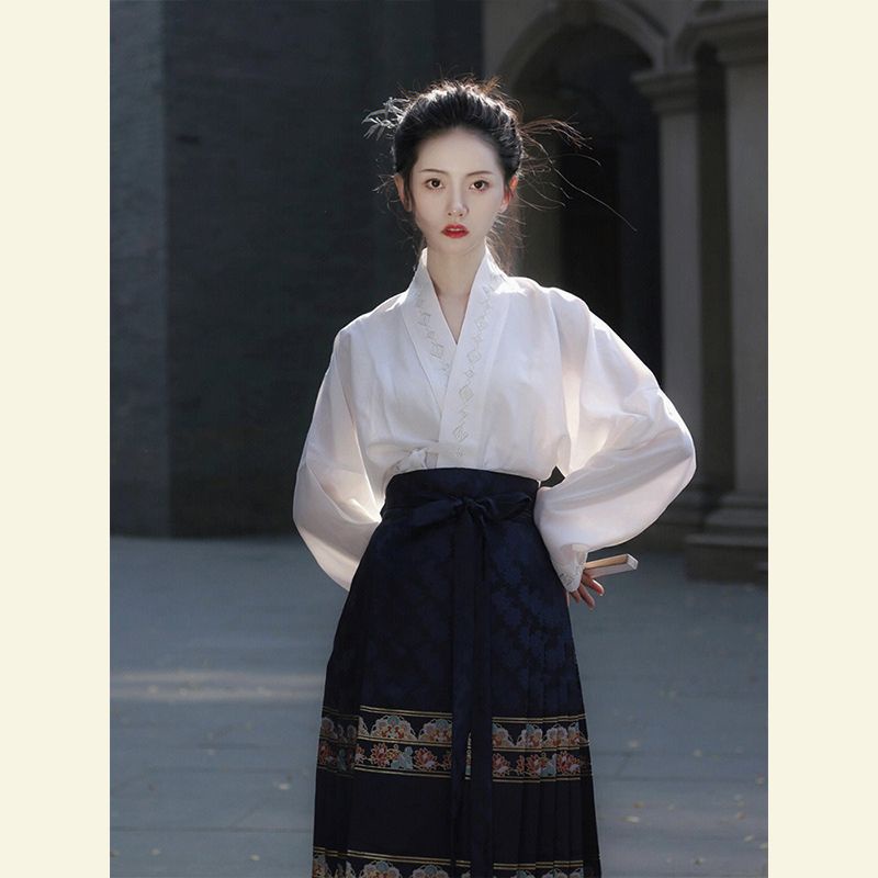 Bộ Váy Hán Phục Cách Tân Hai Mảnh Phong Cách Trung Hoa Cổ Tích Jinghong Twelve-Broken S  0513