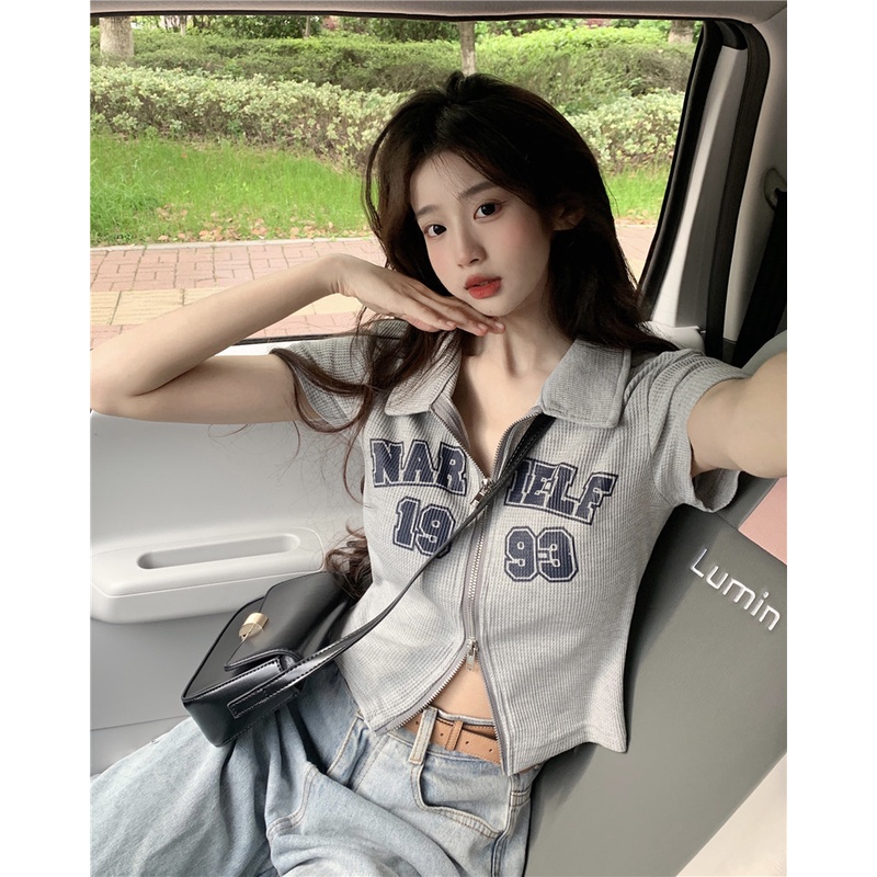 「 WELOVE1 」Áo Thun Crop Top Tay Ngắn Có Khóa Kéo In Chữ Phong Cách Retro Mới Dành Cho Nữ