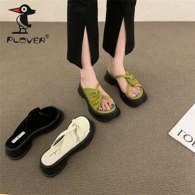 Dép Sandal Đế Dày Phong Cách Hàn Quốc Cổ Điển Thời Trang Đi Biển Mới Cho Nữ