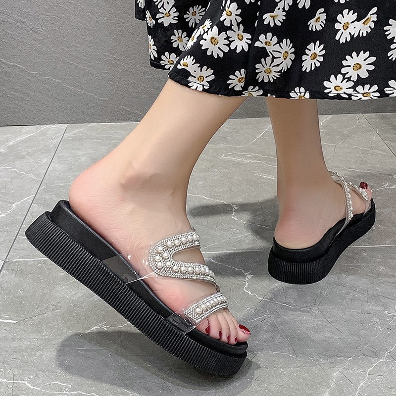 [Hàng Có Sẵn Giao Hàng Nhanh] Dép Sandal Đế Mềm Chống Trượt Đính Kim Cương Giả Thời Trang Mùa Hè Dễ Phối Đồ Dành Cho Bạn Nữ