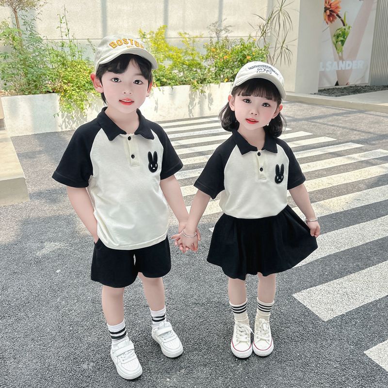 ✨Hàng Có Sẵn!✨ Bộ Đồ Hai Mảnh Áo Cotton Trơn Phong Cách Preppy Thời Trang Mùa Hè Hàn Quốc Mới Dành Cho Bé Trai Bé Gái