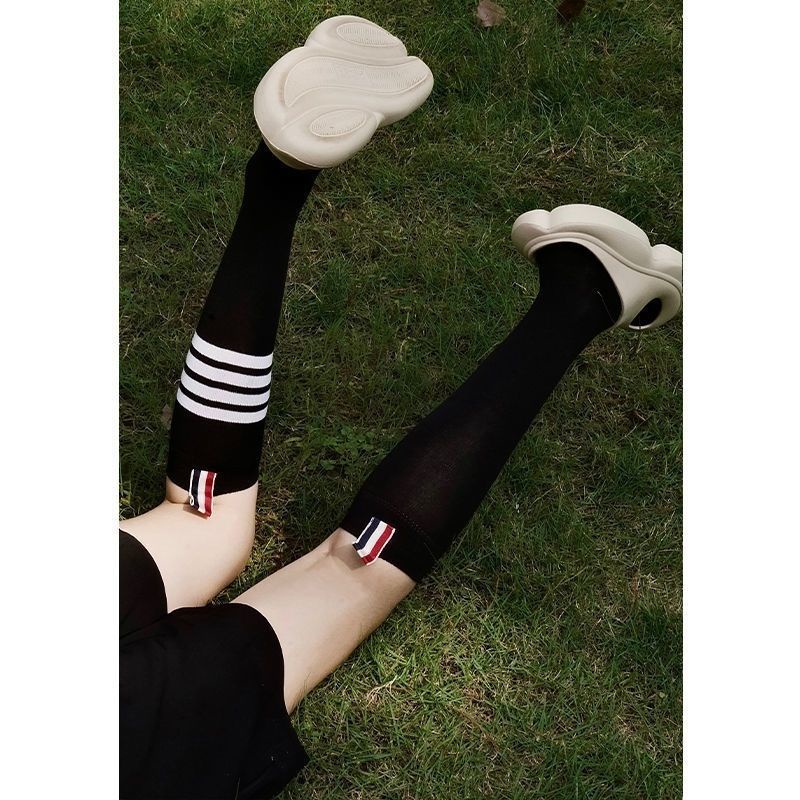 Hàng Mới Về Vớ Ngắn Mỏng Vừa Bốn Sọc Màu Xám Phong Cách Thời Trang Xuân Hè Dành Cho Nữ JK
