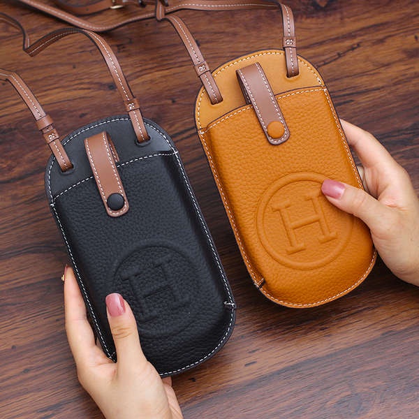 ♠Túi Da Bò Đeo Chéo Đựng Điện Thoại Thời Trang Mới Bán Chạy Năm 2023♨