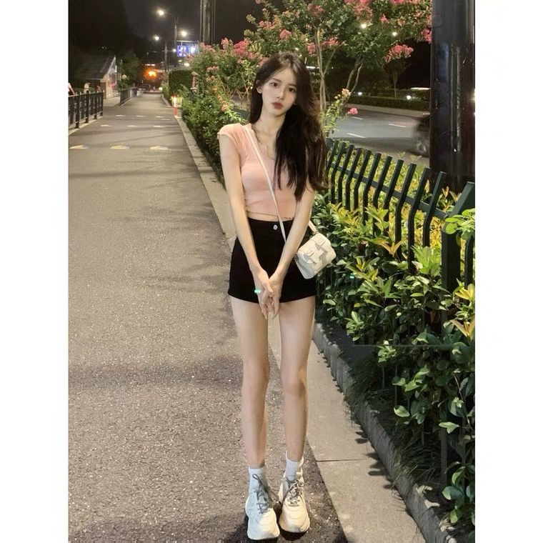 Áo Thun Tay Ngắn Phong Cách Mới 2023 Dành Cho Nữ