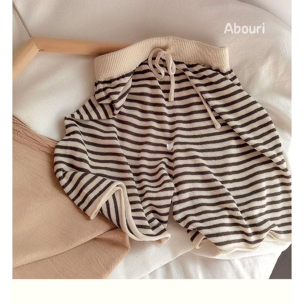 ✨Hàng Có Sẵn! Hộp Đựng Tai Nghe✨ Nhìn Khổng Lồ Phong Cách Phương Tây!Bộ Áo Sát Nách + Quần Short 5 Tấc Vải Lụa Lạnh Siêu Mềm Thời Trang Mùa Hè 2022 Cho Bé