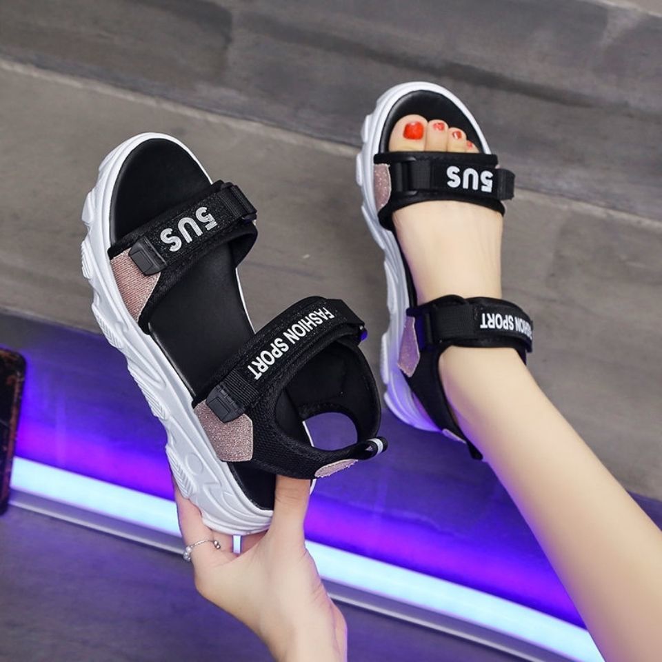 Giày Sandal Thể Thao Đế Mềm Trọng Lượng Nhẹ Size Lớn Thời Trang Nữ