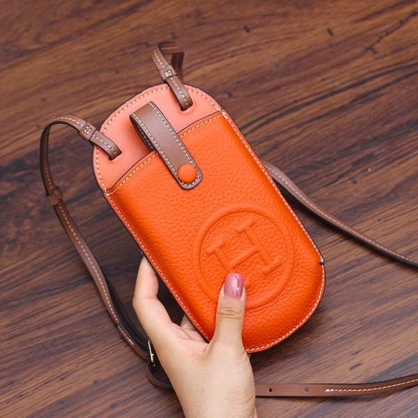 ♠Túi Da Bò Đeo Chéo Đựng Điện Thoại Thời Trang Mới Bán Chạy Năm 2023♨