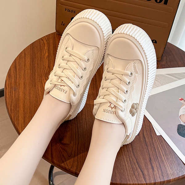 Giày Thể Thao Đế Dày Mẫu Mới 2023