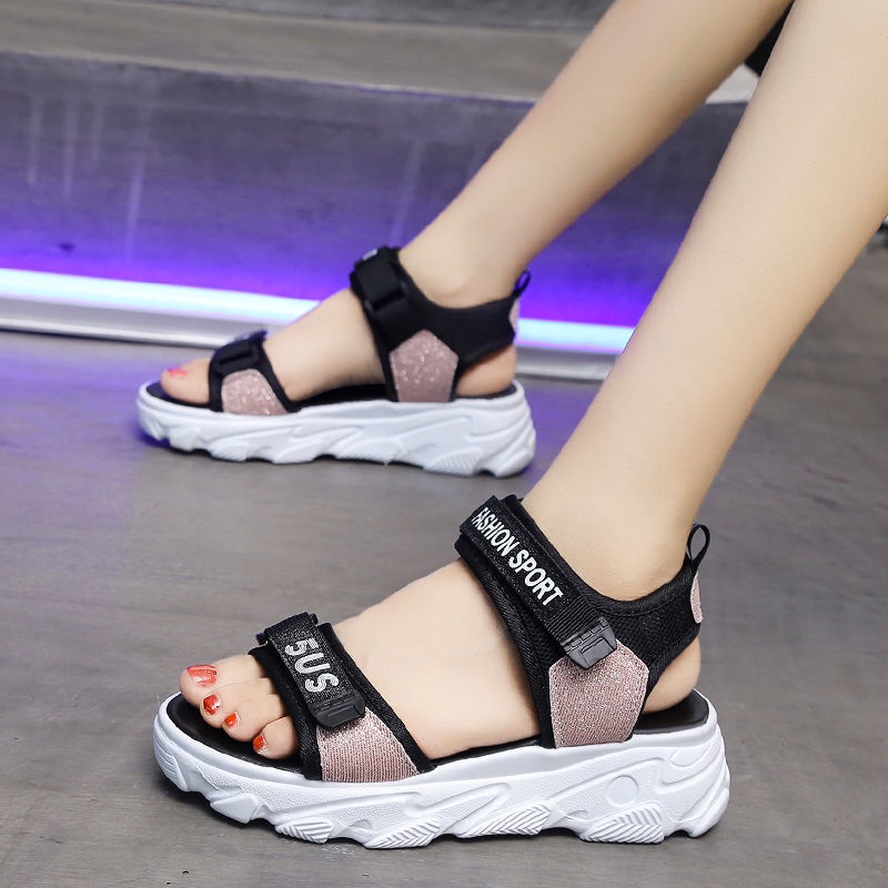 Giày Sandal Thể Thao Đế Mềm Trọng Lượng Nhẹ Size Lớn Thời Trang Nữ