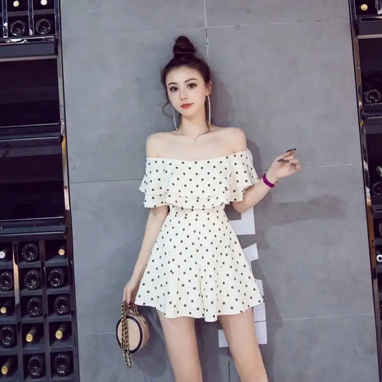 Đầm Trễ Vai Nhún Bèo Họa Tiết Chấm Bi Quyến Rũ Thời Trang 2023 Cho Nữ