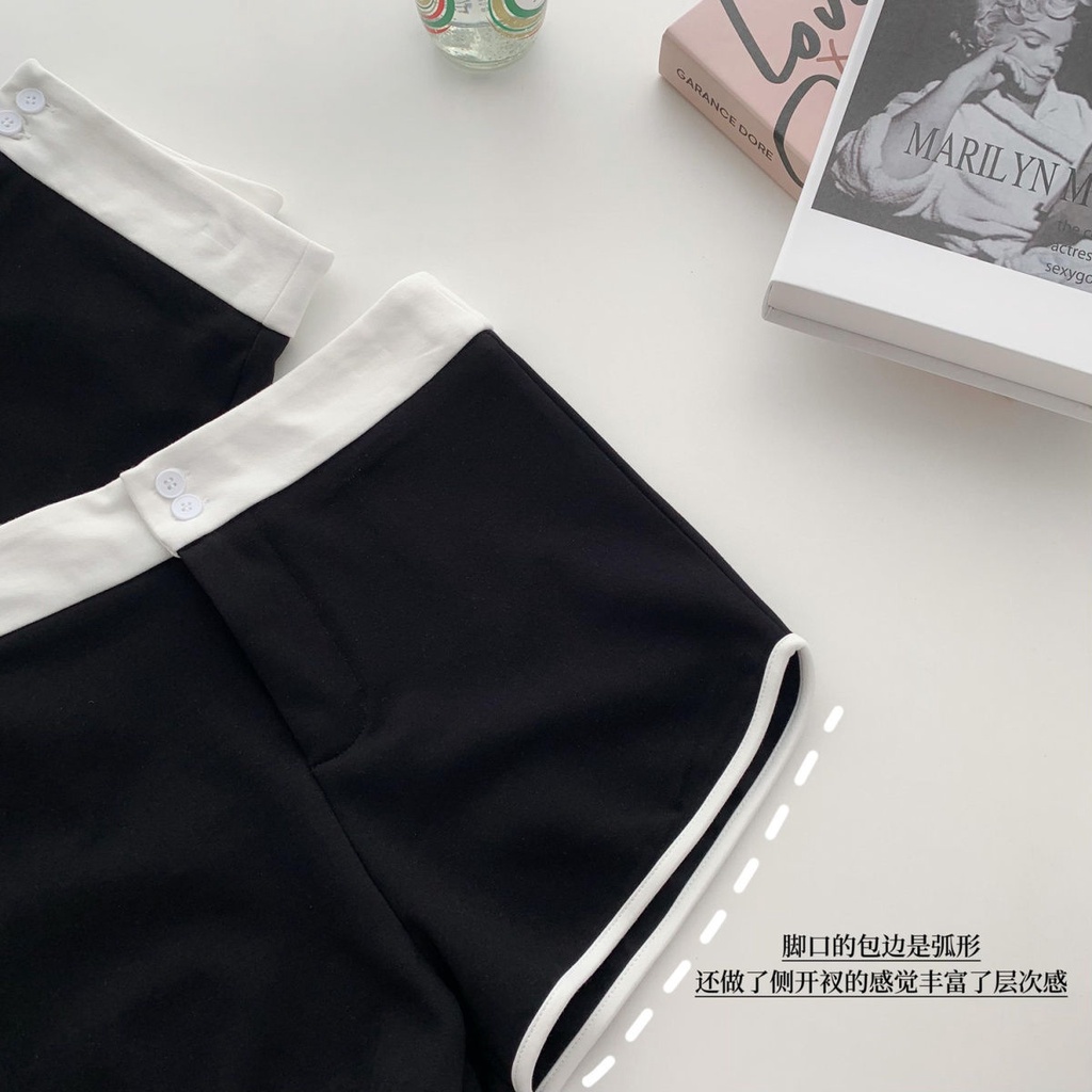 [Hàng Có Sẵn Giao Hàng Nhanh] Quần Đùi Thể Thao Ôm Dáng Màu Trắng Đen Phong Cách Desire Quyến Rũ Nóng Bỏng Mùa Hè Cho Nữ