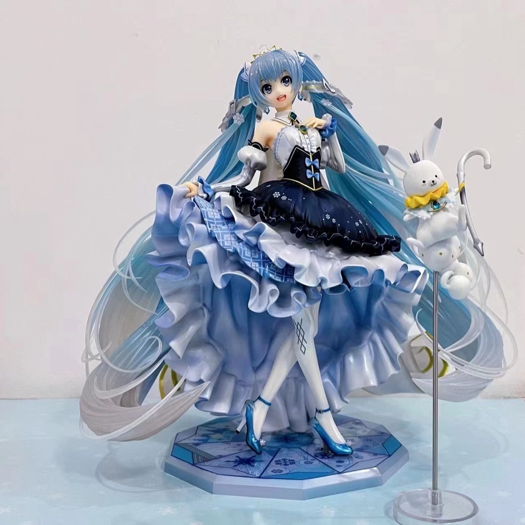 Mô Hình Nhân Vật Hatsune Miku Mặc Sườn Xám Tuyết Xinh Xắn