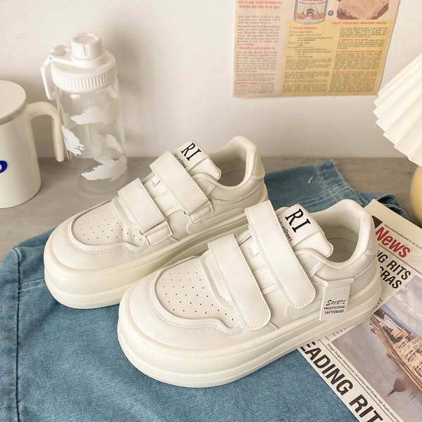 Giày đế bằng bánh mì tăng chiều cao đầu to đế dày Velcro giày sneaker nữ