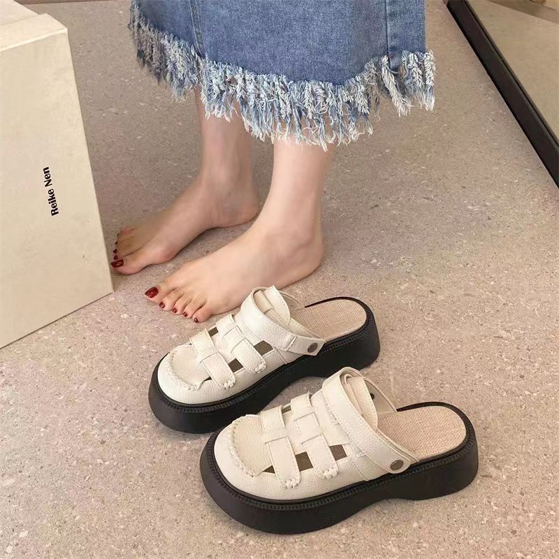 Dép Xăng Đan Đế Dày Thoải Mái Thiết Kế Đơn Giản