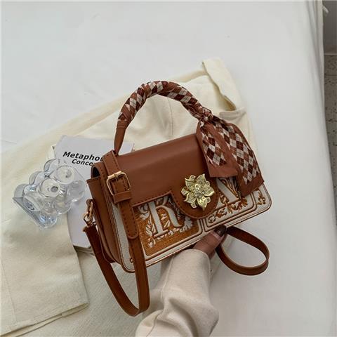 Túi Xách Đeo Vai Hình Vuông Nhỏ Thêu Họa Tiết Phong Cách Thời Trang Mới 2023 Cho Nữ