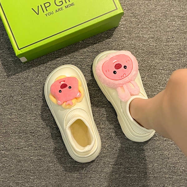 Giày boot đi tuyết đế dày chống trượt chống nước họa tiết hoạt hình