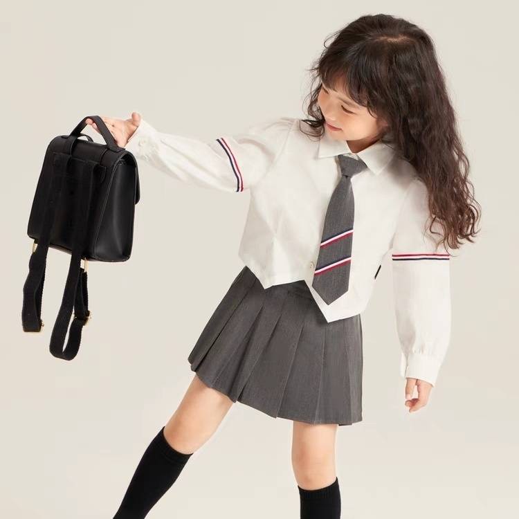 Bộ Áo Khoác + Chân Váy Xếp Ly Thời Trang Mùa Thu 2023 Cho Bé Gái