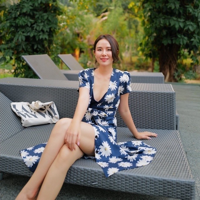 Thương hiệu MyWay: Dress Navy V Daisy