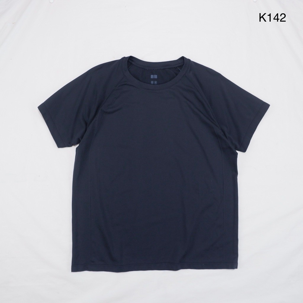 Áo thun nữ K142 Uniqlo AIRism Vải màu đen Size XXL inch