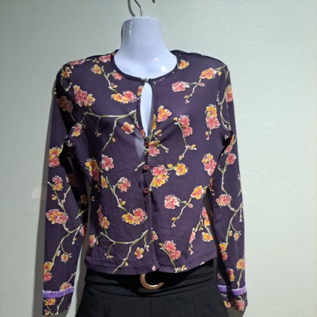 Áo len Cardigan dài tay hoa màu tím Kookai Thương hiệu