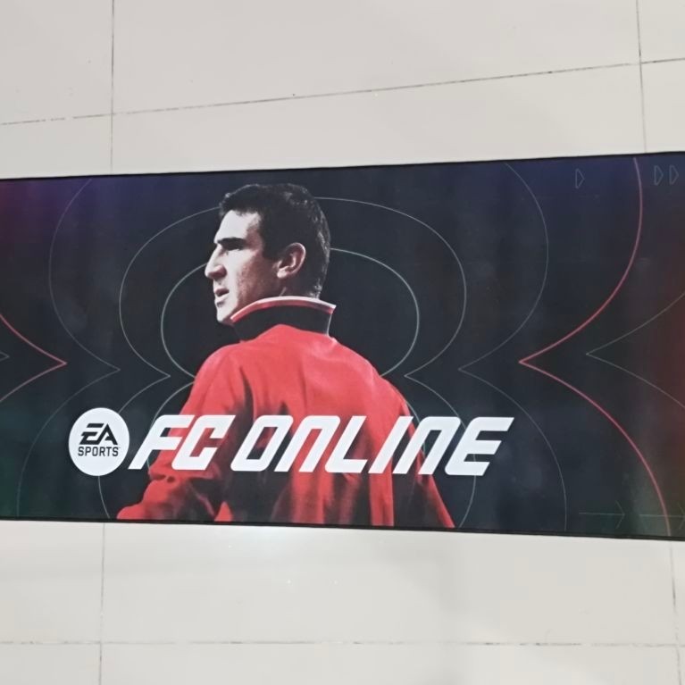 Sản phẩm mới Tình trạng tốt Rare Limited Sản xuất Little Eric Cantona Mouse Pad (Eric Kantona) Phiên