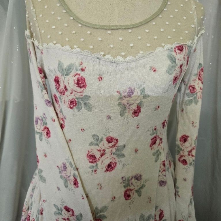 [Tay thứ 2] Váy Liz Lisa Màu kem hoa hồng (size0)