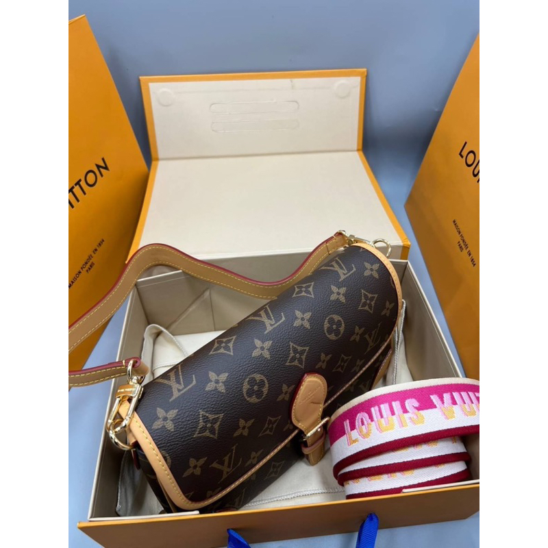 Louis VuittonL V túi vai gốc